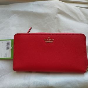 Kate Spade  Leather Continental zipper wallet